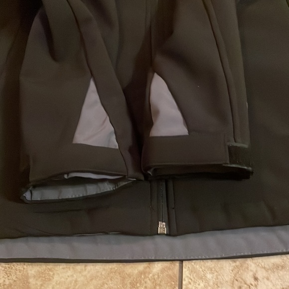 Free Country Soft-Shell jacket. Size M, black - Picture 9 of 13